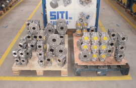 Combined worm gearboxes